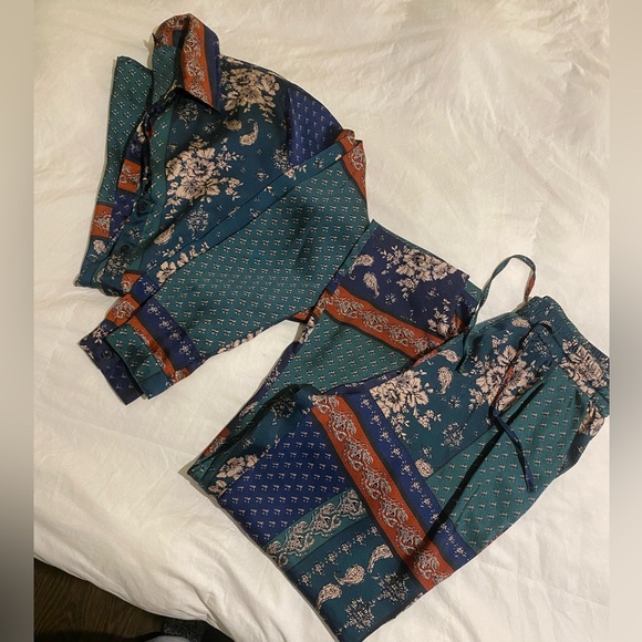 Silk 2 piece set - Picture 6 of 7